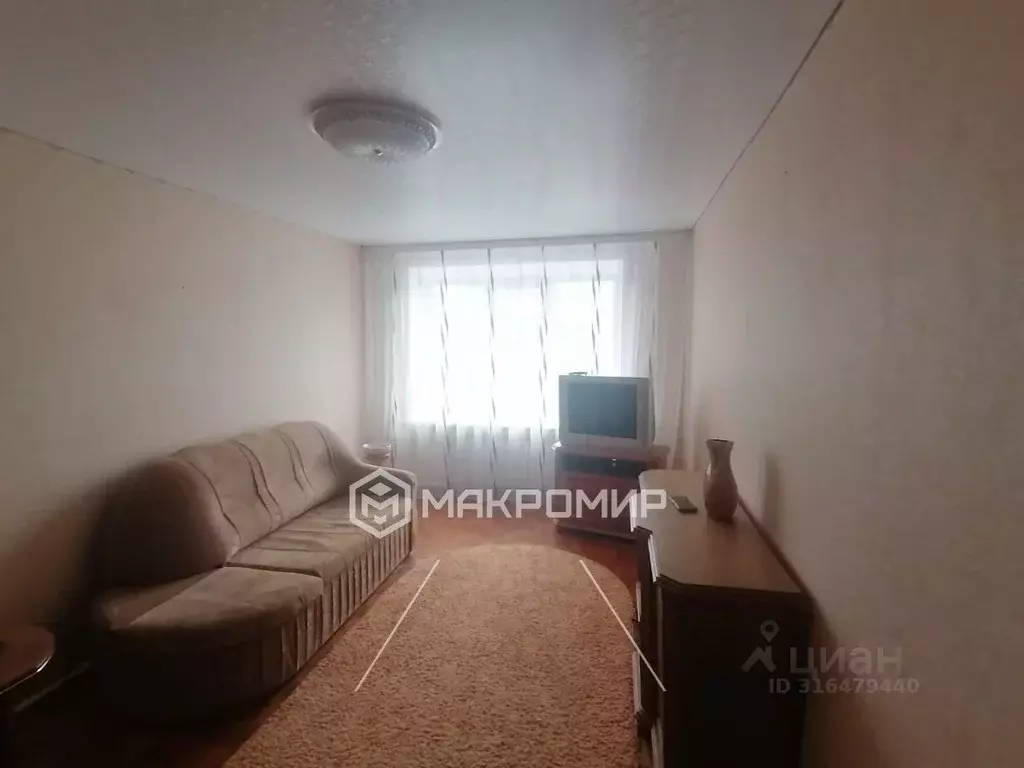 3-к кв. Орловская область, Кромы пгт пер. Козина, 17 (58.9 м) - Фото 0