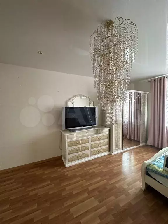 1-к. квартира, 50 м, 2/17 эт. - Фото 1