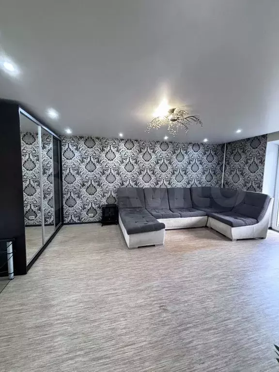 1-к. квартира, 41,8 м, 2/5 эт. - Фото 0