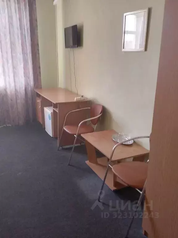 Комната Оренбургская область, Оренбург Транспортная ул., 10/3 - Фото 2