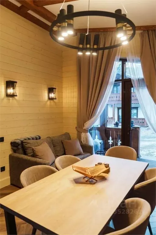 Дом в Карачаево-Черкесия, Зеленчукский район, с. Архыз ул. Лесная, ... - Фото 1