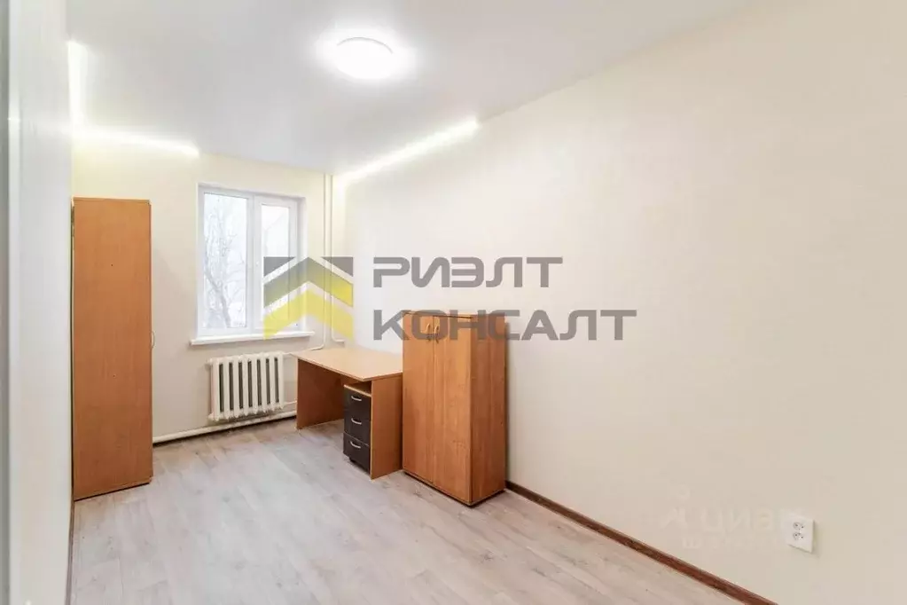 3-к кв. Омская область, Омск ул. 20 лет РККА, 200 (55.0 м) - Фото 0