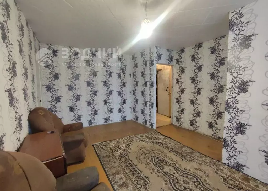 2-к кв. Чувашия, Канаш ул. Фрунзе, 13 (41.4 м) - Фото 1