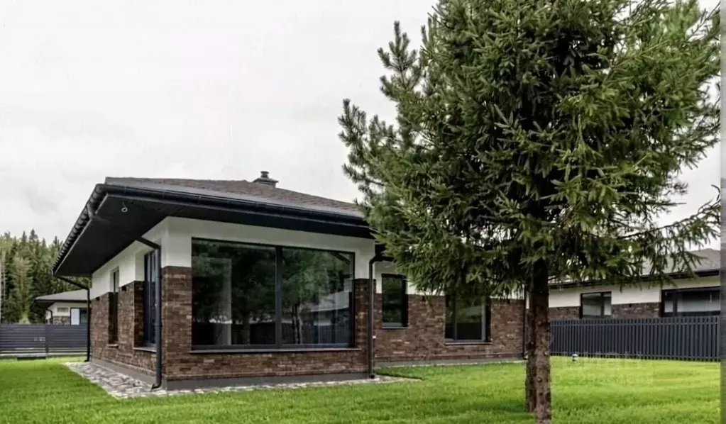 Дом в Татарстан, Арск ул. Астрономическая, 3 (100 м) - Фото 1