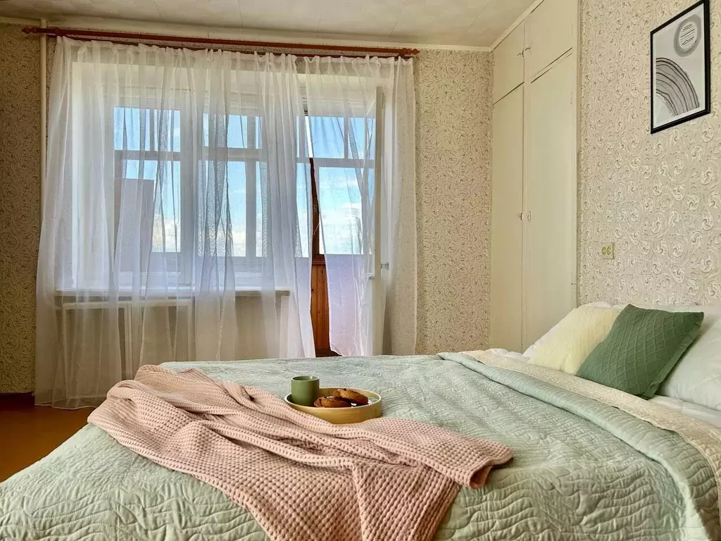 2-к кв. Свердловская область, Екатеринбург ул. Победы, 24 (49.2 м) - Фото 0