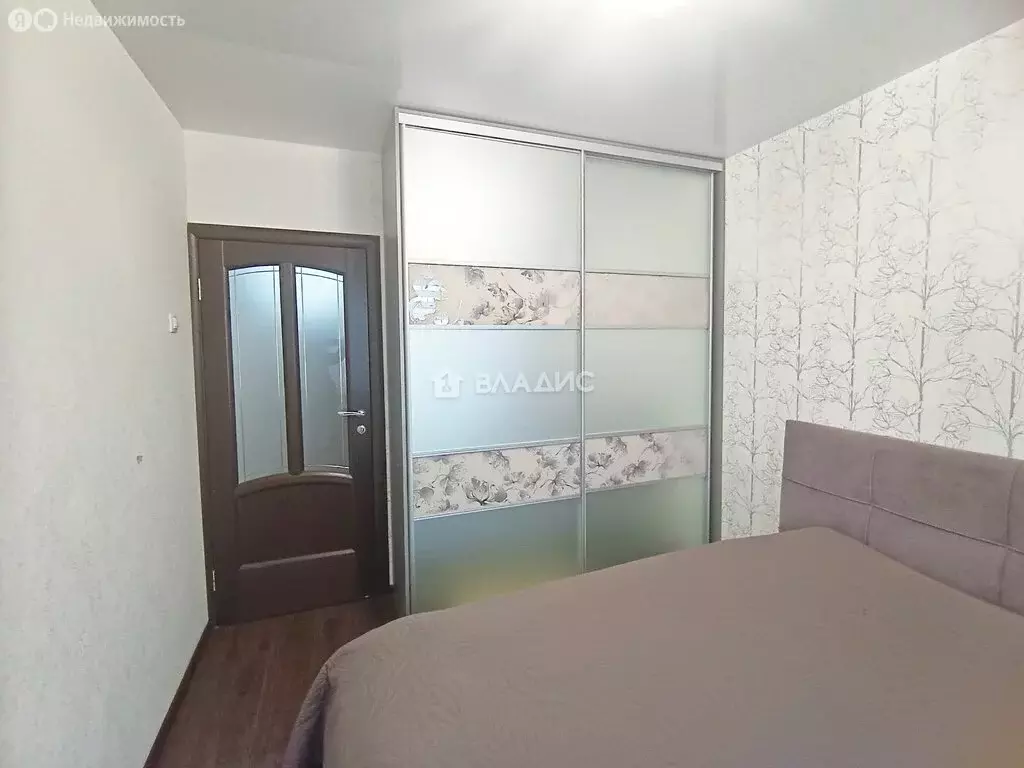 3-комнатная квартира: Волгоград, улица Академика Павлова, 8 (75.4 м) - Фото 2