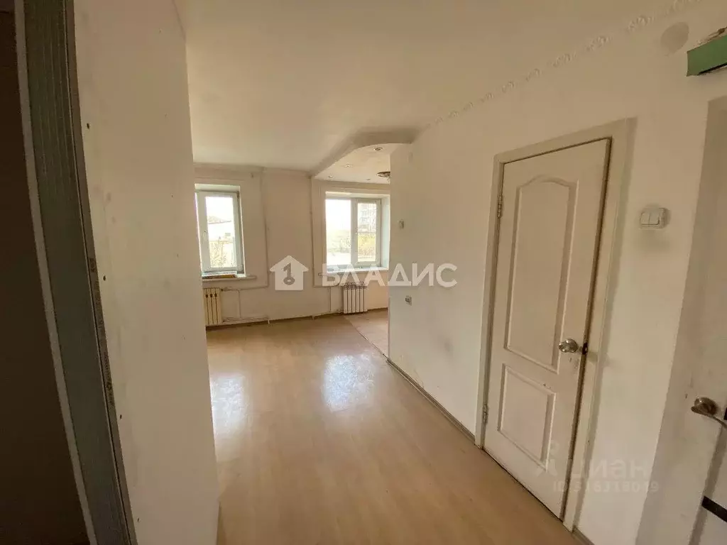 3-к кв. Бурятия, Улан-Удэ Приречная ул., 3 (58.1 м) - Фото 0