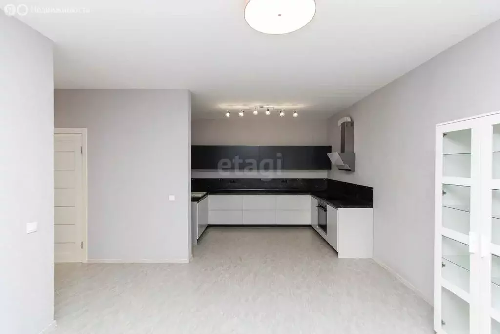 2-комнатная квартира: Тюмень, Полевая улица, 105 (65 м) - Фото 2