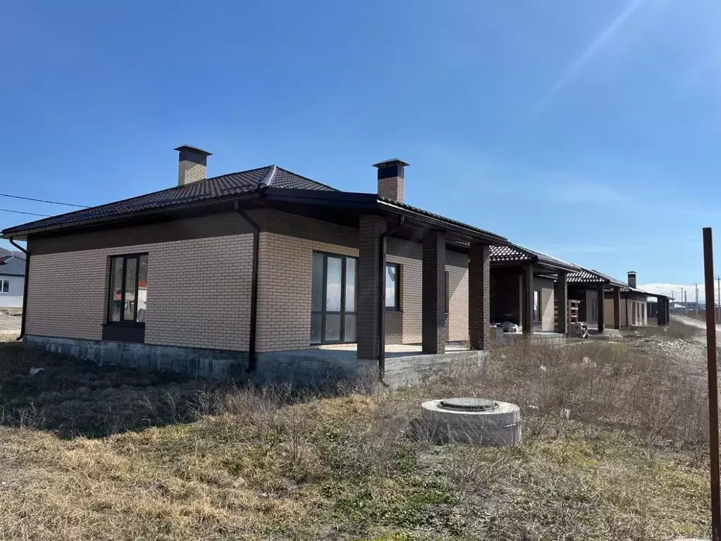 Дом в Краснодарский край, Новороссийск городской округ, Семигорский ... - Фото 1