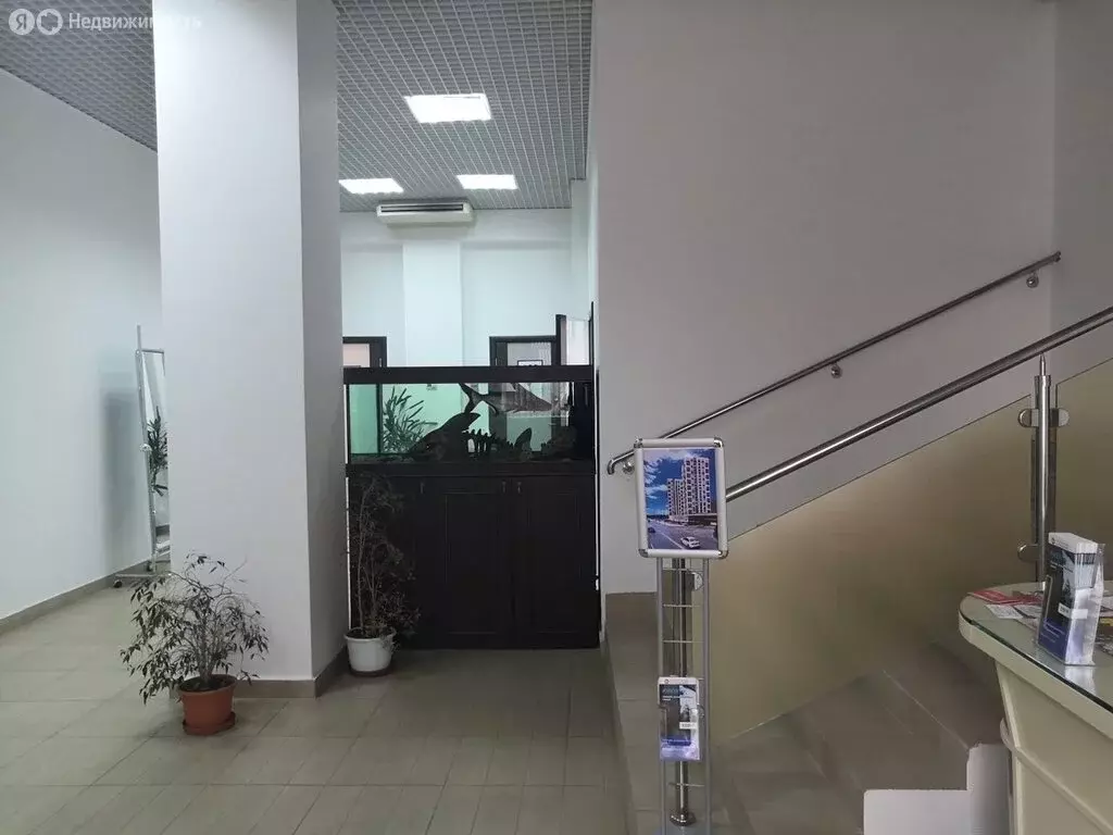 Помещение свободного назначения (775 м) - Фото 1