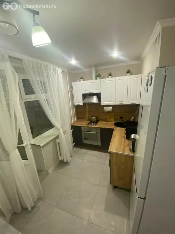 1-комнатная квартира: Нижнекамск, улица 30 лет Победы, 17 (40 м) - Фото 1
