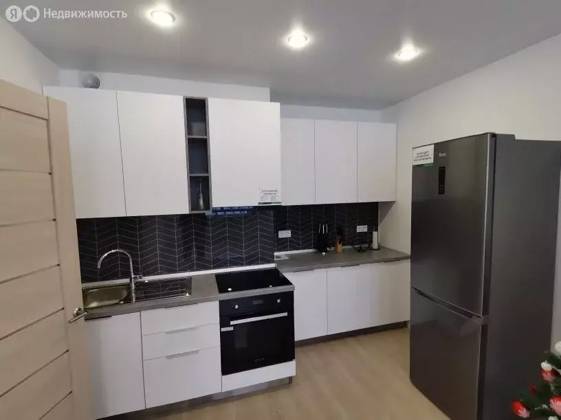 2-комнатная квартира: Пенза, улица Яшиной, 10 (47.3 м) - Фото 2