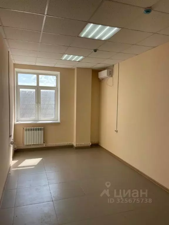 Офис в Калужская область, Калуга Зерновая ул., 10Б (20 м) - Фото 1