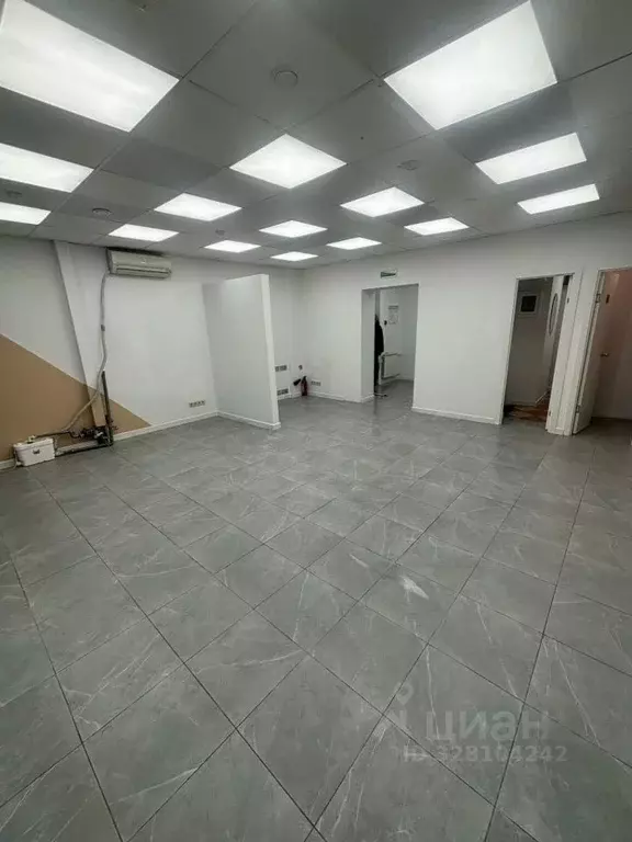 Помещение свободного назначения в Москва ул. Серпуховский Вал, 13 (51 ... - Фото 1