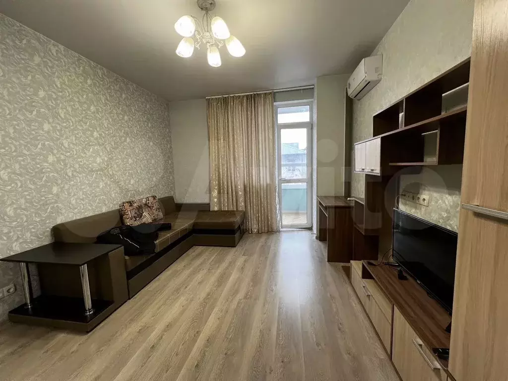 1-к. квартира, 40 м, 2/10 эт. - Фото 0