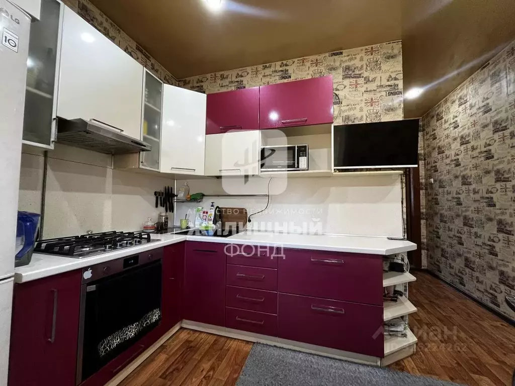 Дом в Саратовская область, Саратов Замковая ул., 9 (136 м) - Фото 1