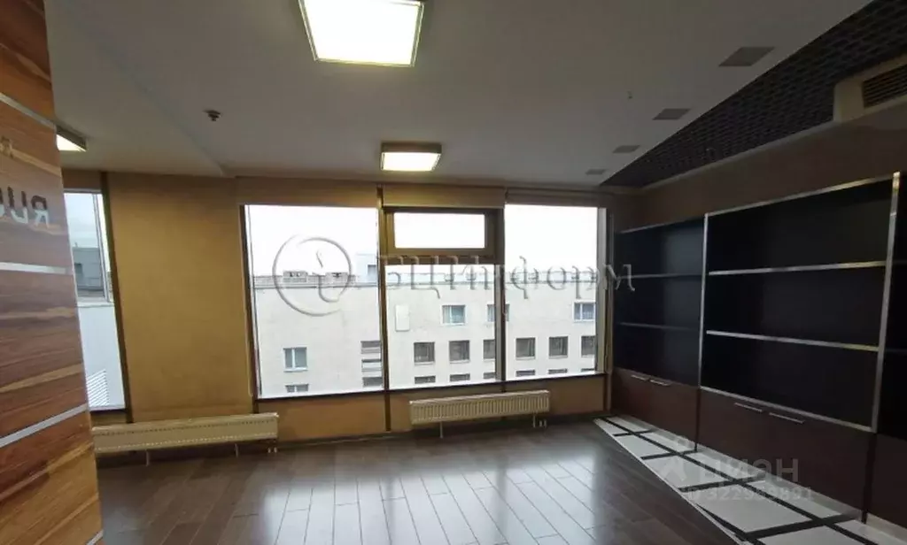 Офис в Санкт-Петербург пл. Александра Невского, 2Е (71 м) - Фото 2