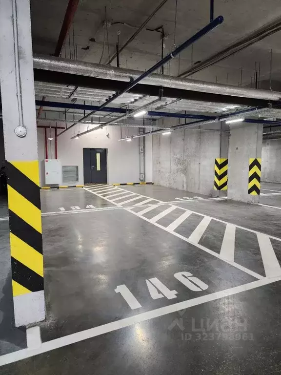 Гараж в Свердловская область, Екатеринбург ул. Азина, 25 (27 м) - Фото 2