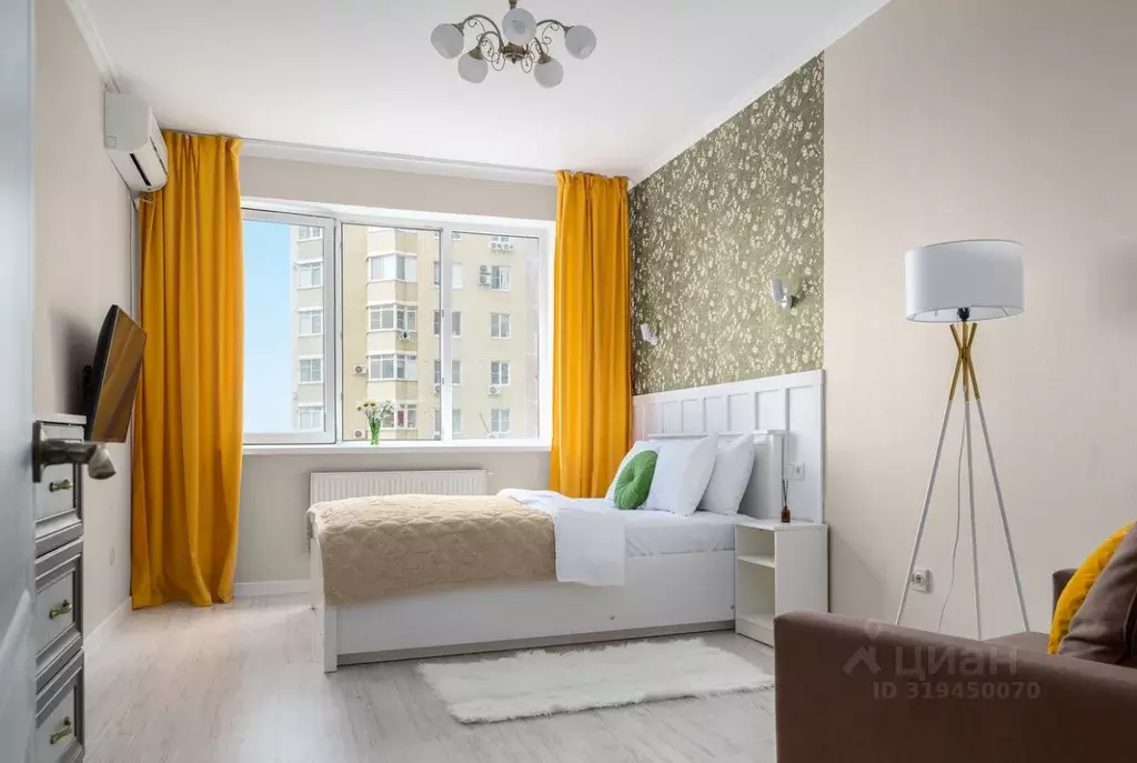 1-к кв. Краснодарский край, Краснодар Российская ул., 72/1к1 (46.0 м) - Фото 0