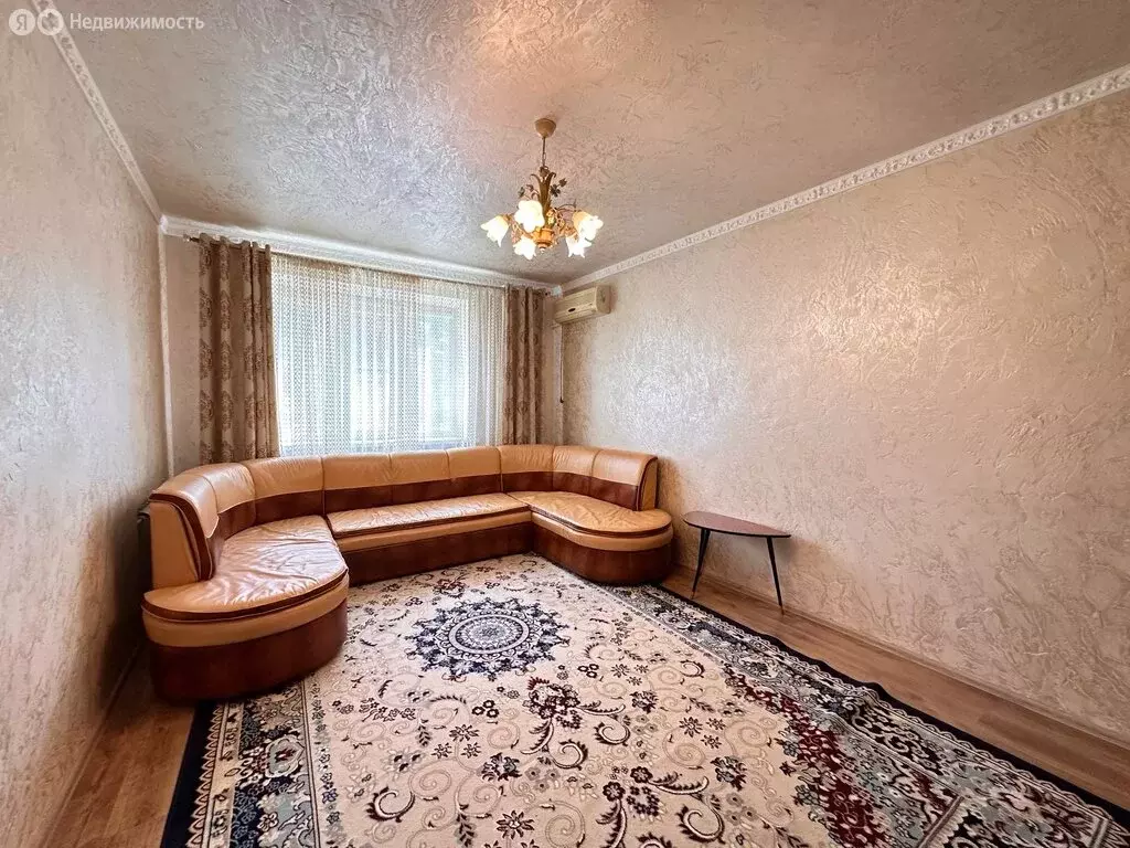 2-комнатная квартира: Ростов-на-Дону, проспект Сельмаш, 18 (59 м) - Фото 0
