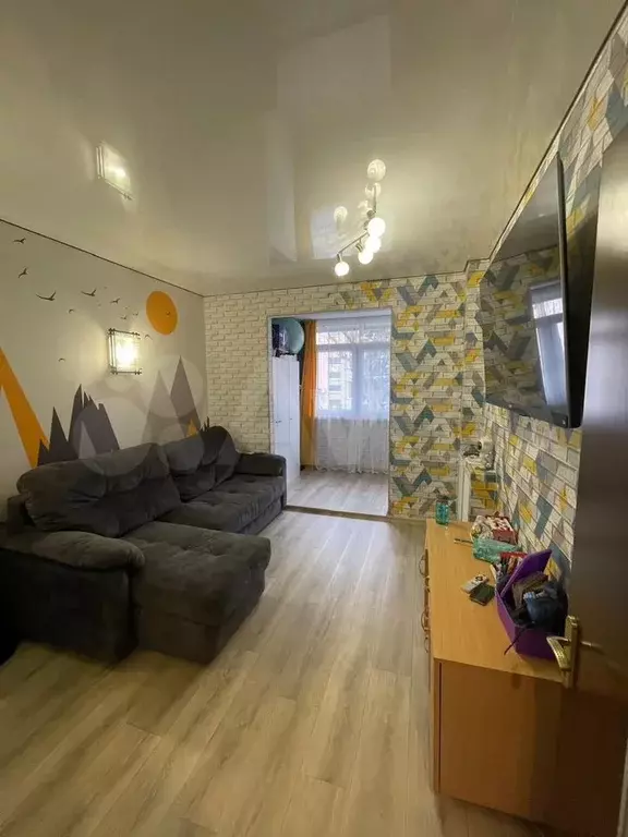 2-к. квартира, 50 м, 2/5 эт. - Фото 0