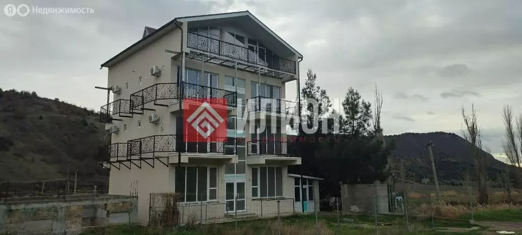 Дом в Весёлое, Новая улица (243.7 м) - Фото 1