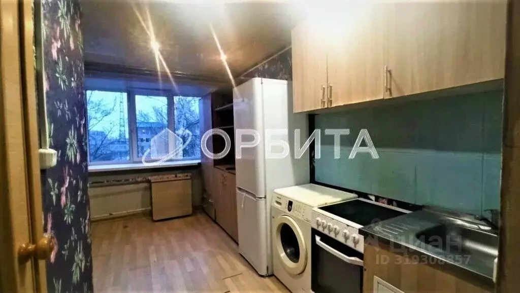 Студия Тюменская область, Тюмень Одесская ул., 18 (13.0 м) - Фото 1