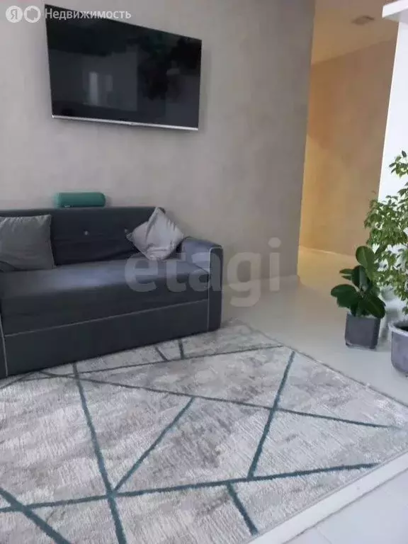 3-комнатная квартира: Томск, улица Елизаровых, 48/9 (69.1 м) - Фото 2