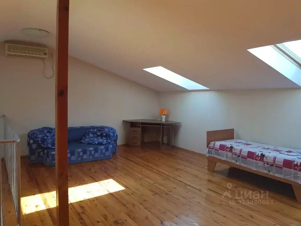 Дом в Крым, Евпатория ул. 3-я Поперечная, 7А (230 м) - Фото 1