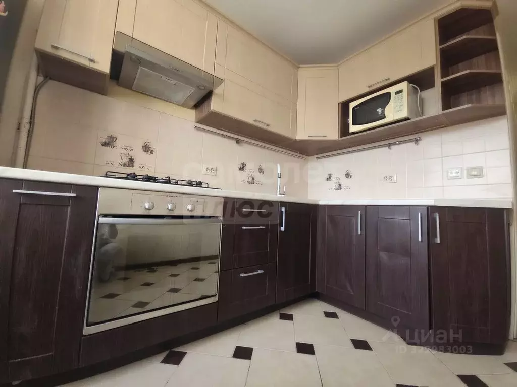 2-к кв. Оренбургская область, Оренбург ул. Чкалова, 3/1 (50.1 м) - Фото 1