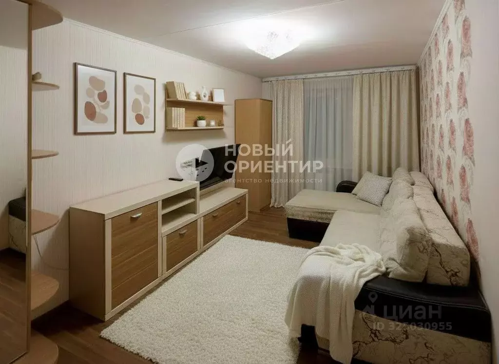 2-к кв. Свердловская область, Екатеринбург ул. Бебеля, 130 (54.0 м) - Фото 1