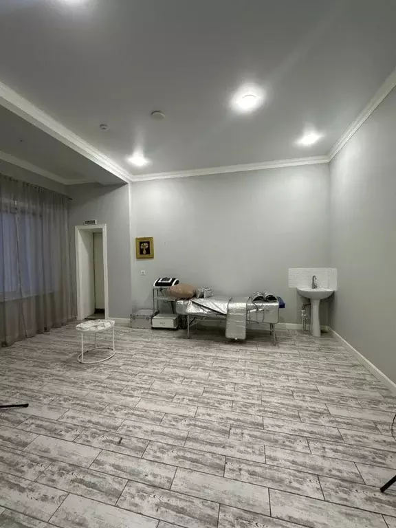 Офис в Дагестан, Махачкала ул. Олега Кошевого, 41В (30 м) - Фото 1