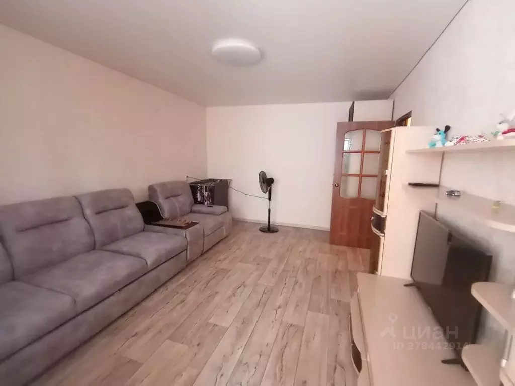 2-к кв. Саратовская область, Энгельс Кожевенная ул., 10 (64.0 м) - Фото 2