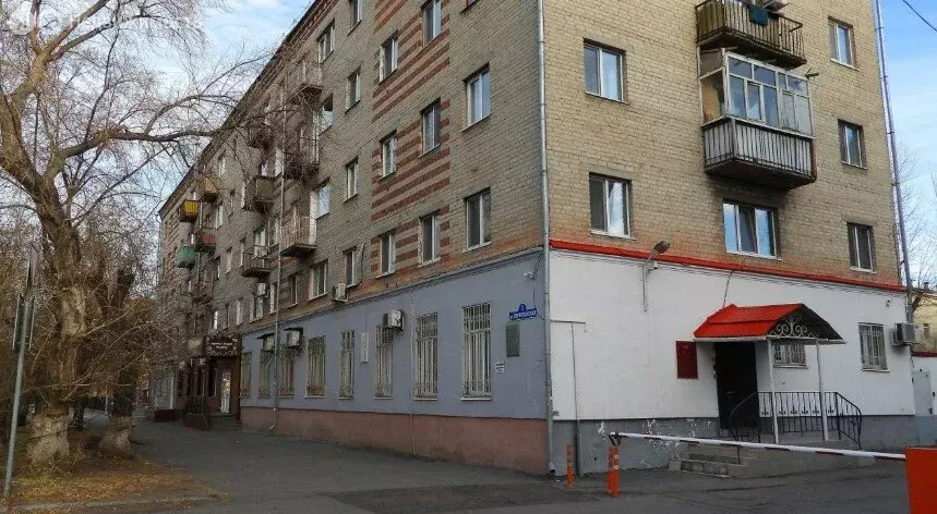 3-комнатная квартира: Тюмень, улица Володарского, 34 (61 м) - Фото 2