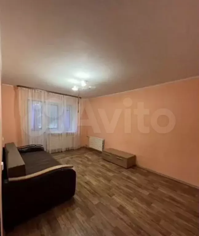 1-к. квартира, 39 м, 1/9 эт. - Фото 0