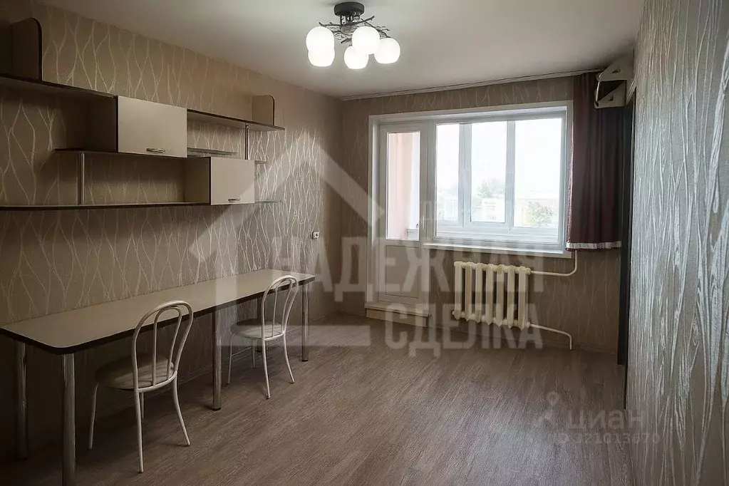 2-к кв. Алтайский край, Рубцовск Рубцовский просп., 13 (40.1 м) - Фото 0