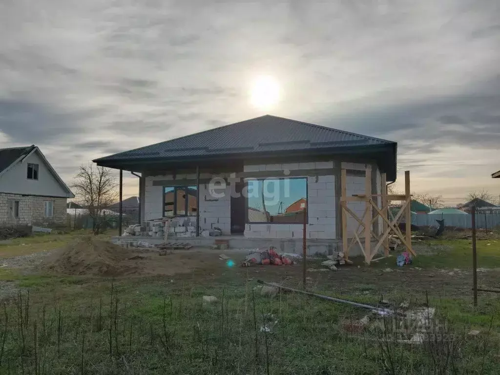 Дом в Адыгея, Майкоп городской округ, Ханская ст-ца ул. Новая (84 м) - Фото 1