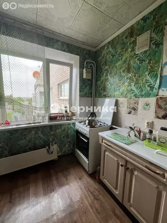 4-комнатная квартира: Шахты, улица Ленина, 133 (73.8 м) - Фото 0