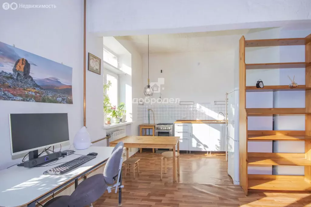 2-комнатная квартира: Екатеринбург, проспект Космонавтов, 48 (66.1 м) - Фото 2