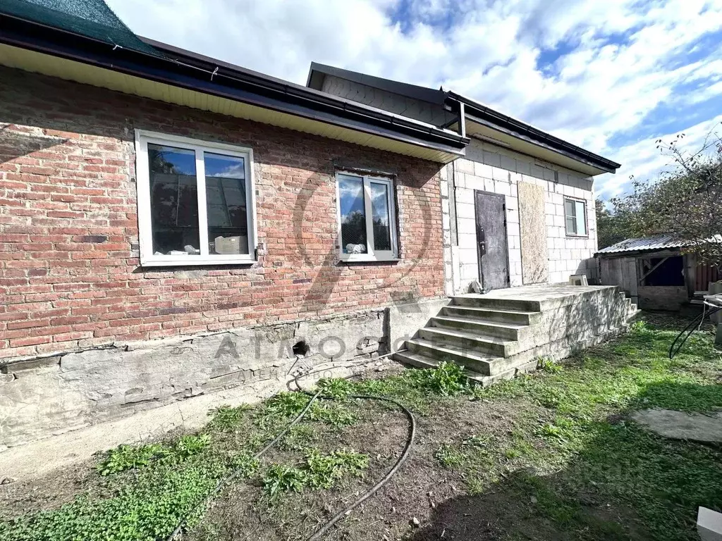 Дом в Краснодарский край, Хадыженск Апшеронский район, Белорусская ул. ... - Фото 2