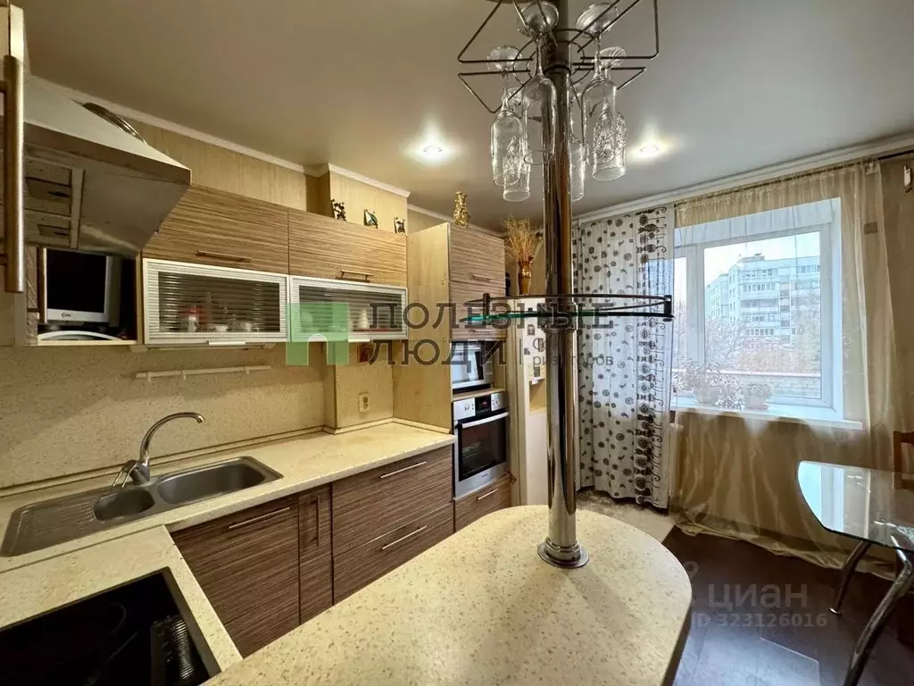 3-к кв. Орловская область, Орел Октябрьская ул., 77 (78.1 м) - Фото 1