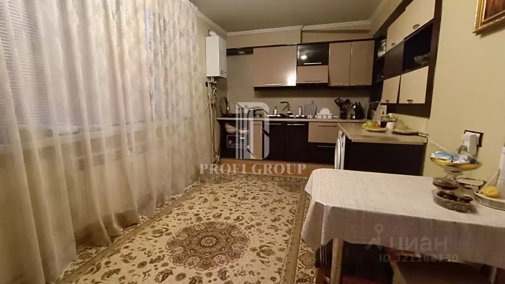 3-к кв. Дагестан, Махачкала ул. Гайдара Гаджиева (96.0 м) - Фото 1