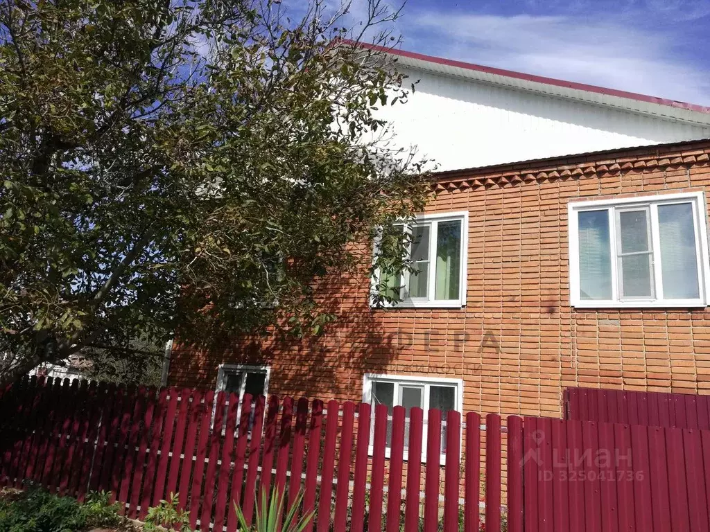 Дом в Краснодарский край, Хадыженск Апшеронский район, ул. 10-й ... - Фото 1