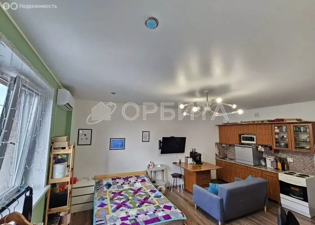 Квартира-студия: Тюмень, проезд Геологоразведчиков, 44А (34.1 м) - Фото 1