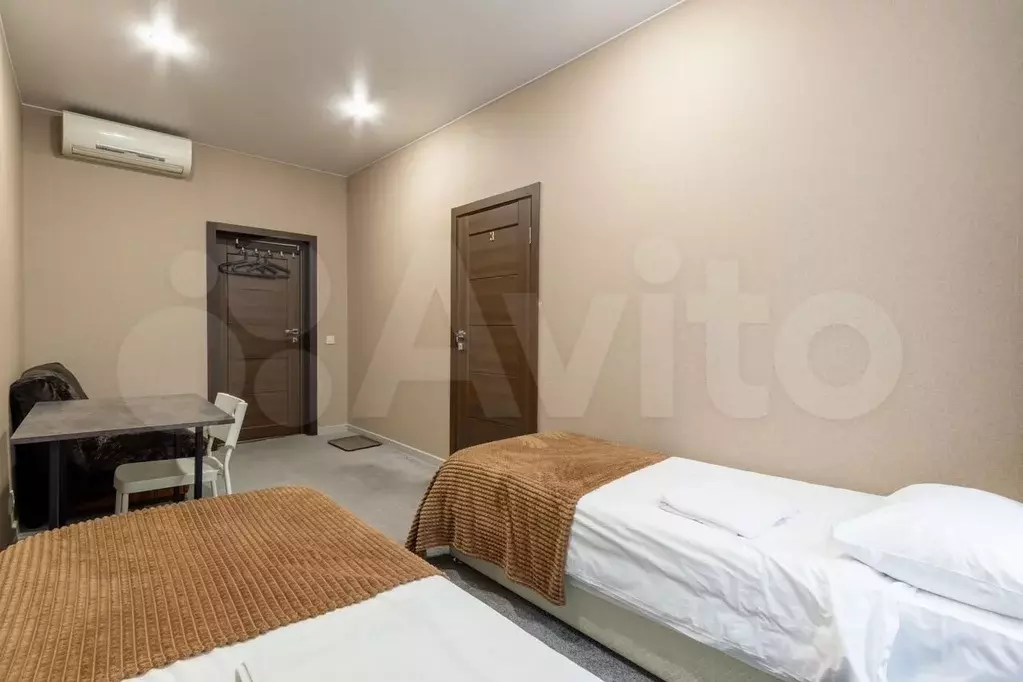 Комната 25 м, 2/2 эт. - Фото 1