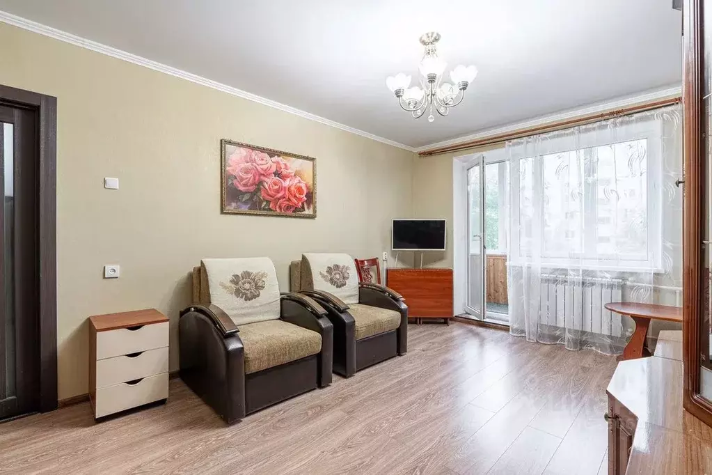 2-к кв. Татарстан, Казань ул. Липатова, 3а (52.5 м) - Фото 0