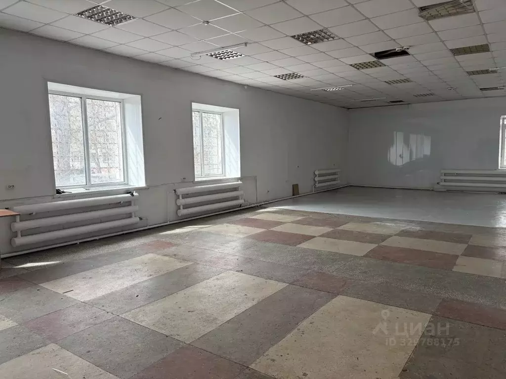 Помещение свободного назначения в Омская область, Омск проезд ... - Фото 2
