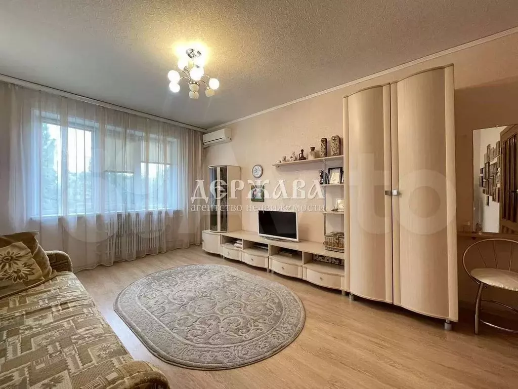 3-к. квартира, 63,7 м, 3/9 эт. - Фото 0