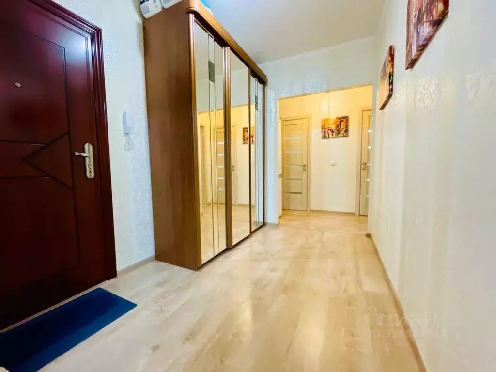 2-к кв. Курская область, Курск просп. Вячеслава Клыкова, 4 (55.8 м) - Фото 0