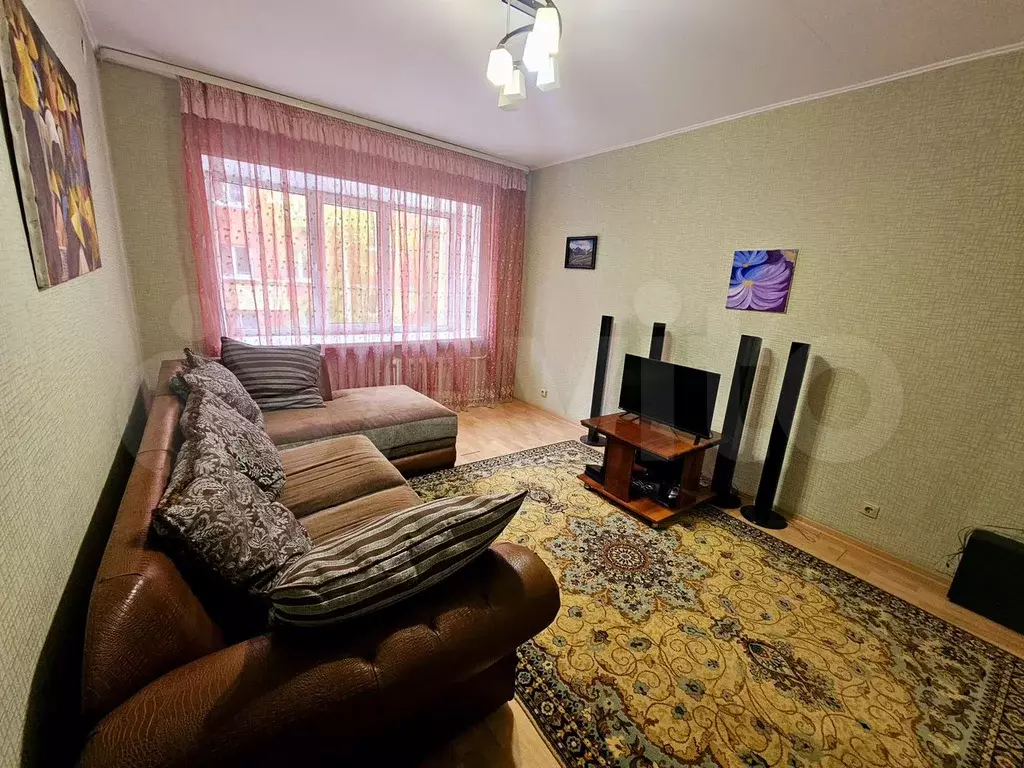 3-к. квартира, 90 м, 2/5 эт. - Фото 1